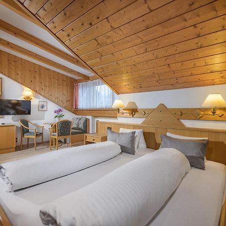 Hotel Wilma Nalles Esterno foto